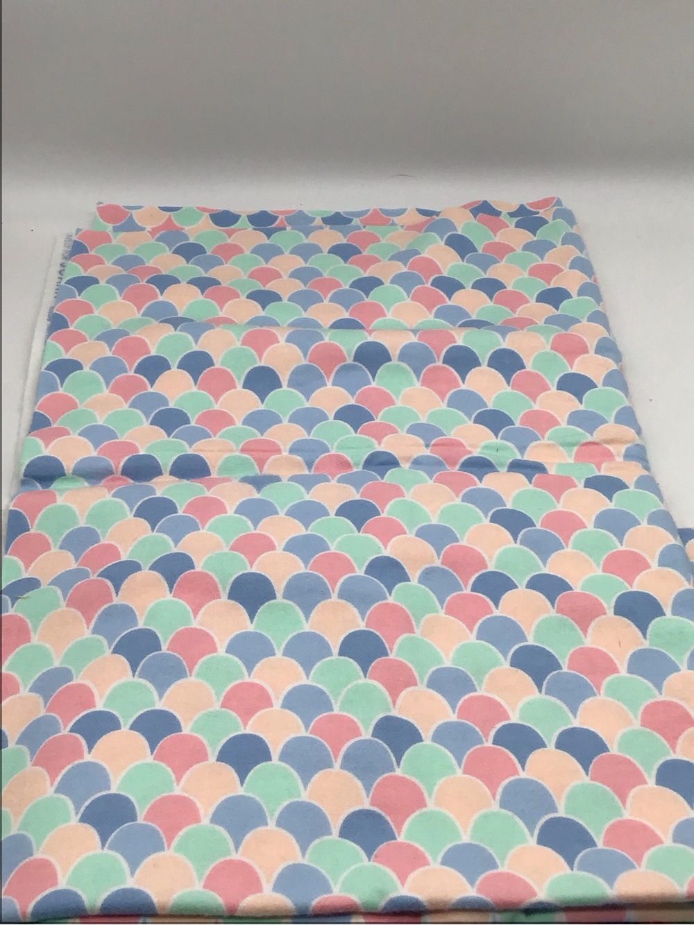 2 1yd pcs Pastel Scallop fabric Panel - Multicolor Pastel great for baby blanket